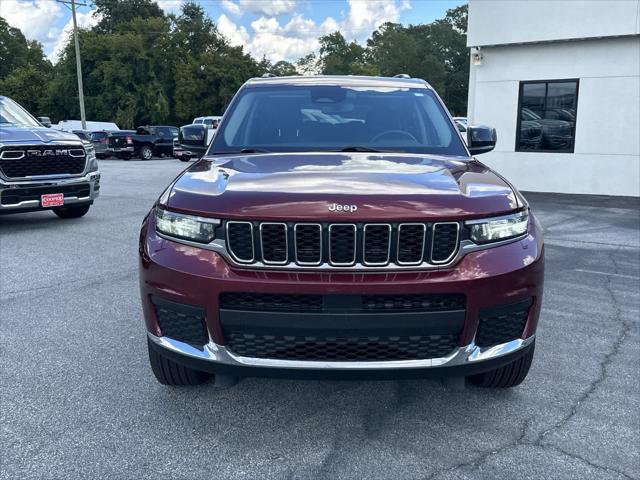 2022 Jeep Grand Cherokee L Laredo 4x2