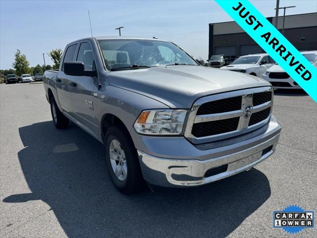 2022 RAM 1500 Classic Tradesman Crew Cab 4x4 57 Box