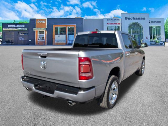 2019 RAM 1500 Big Horn/Lone Star Crew Cab 4x4 57 Box