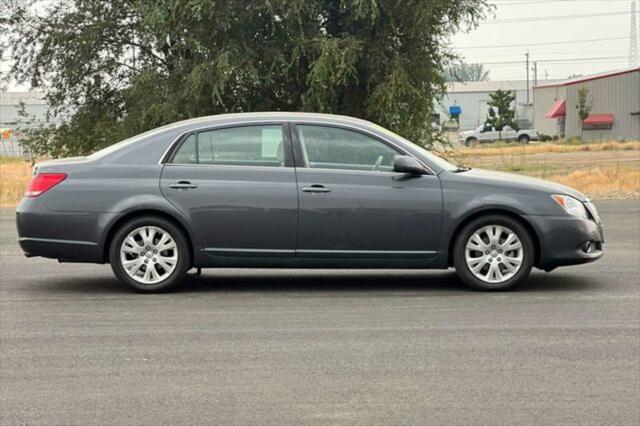 2008 Toyota Avalon XL