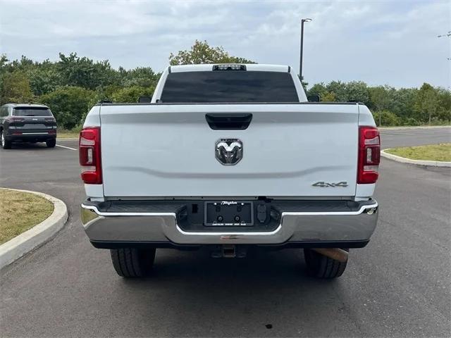 2021 RAM 2500 Tradesman Crew Cab 4x4 64 Box