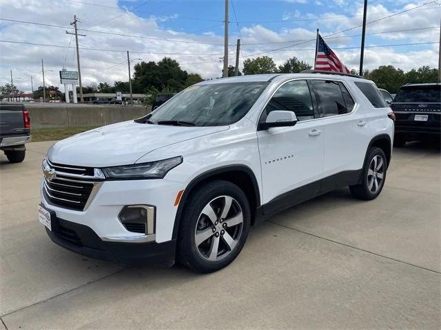 2022 Chevrolet Traverse AWD LT Leather