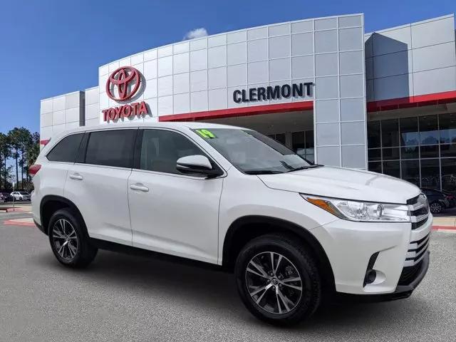2019 Toyota Highlander LE for sale in Clermont, FL