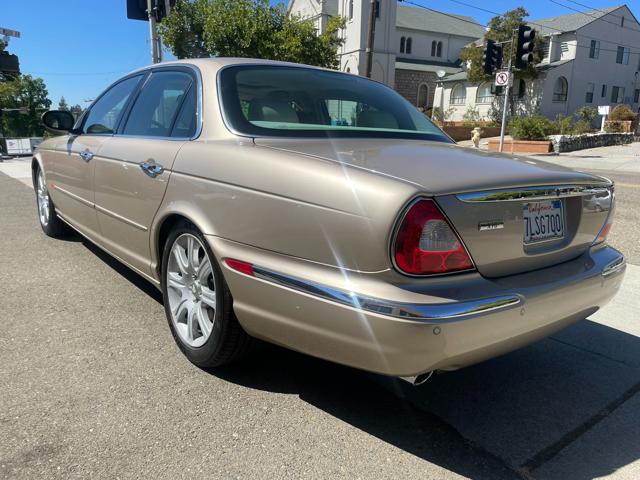 2004 Jaguar XJ XJ8