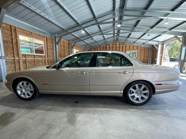 2004 Jaguar XJ XJ8