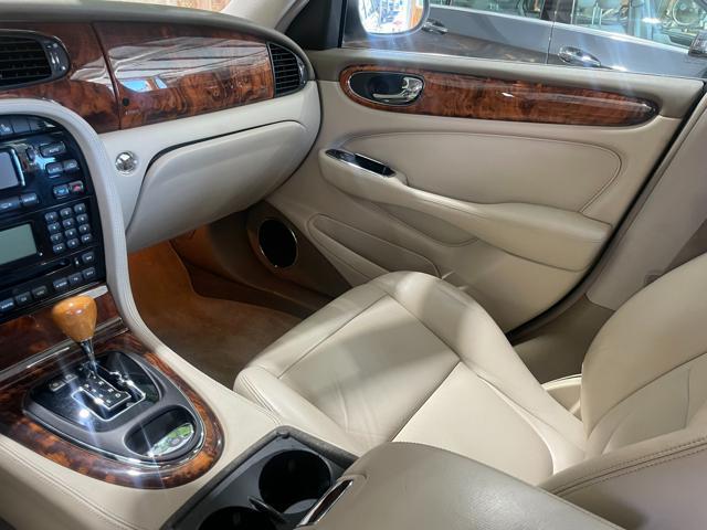 2004 Jaguar XJ XJ8