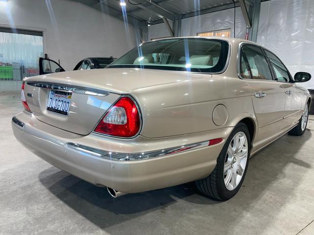2004 Jaguar XJ XJ8