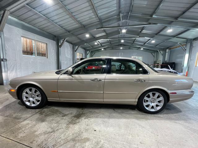 2004 Jaguar XJ XJ8