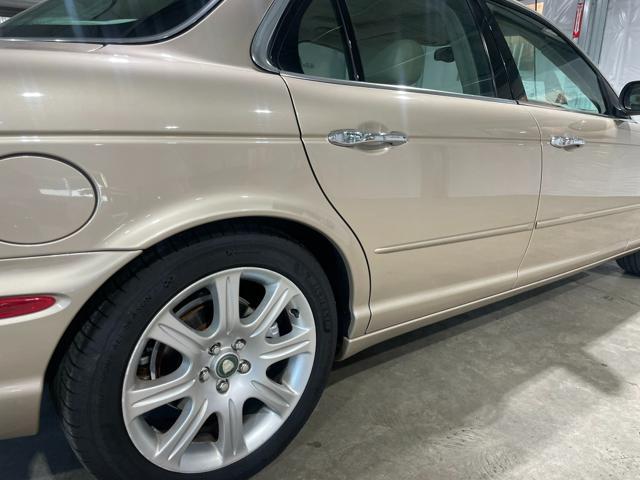 2004 Jaguar XJ XJ8