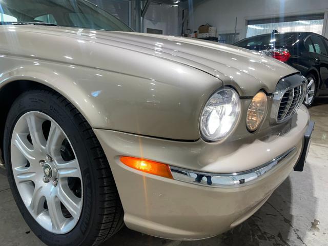 2004 Jaguar XJ XJ8