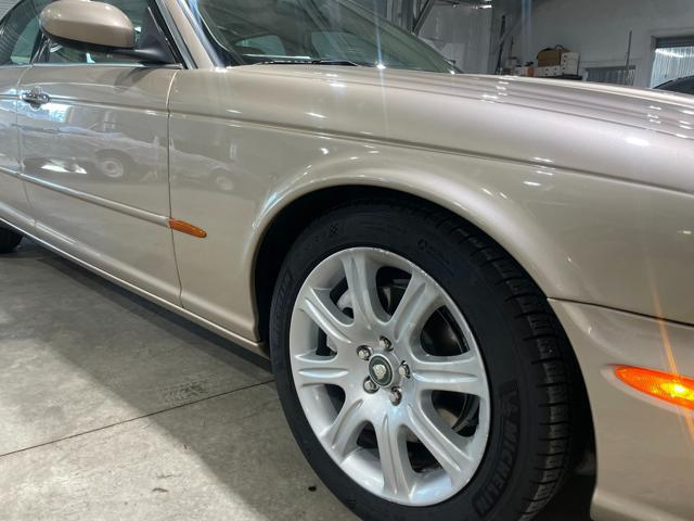 2004 Jaguar XJ XJ8