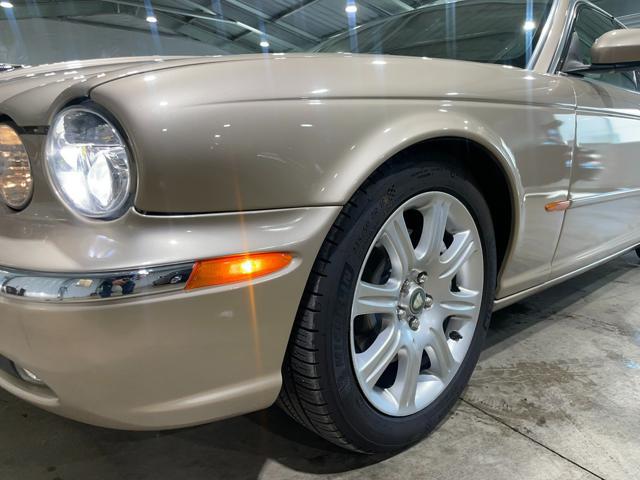 2004 Jaguar XJ XJ8