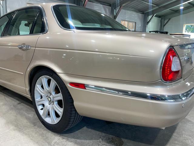 2004 Jaguar XJ XJ8