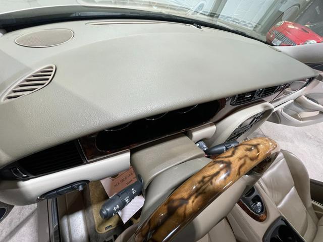 2004 Jaguar XJ XJ8