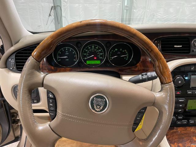 2004 Jaguar XJ XJ8