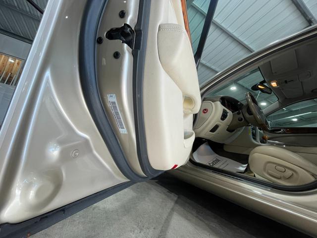 2004 Jaguar XJ XJ8