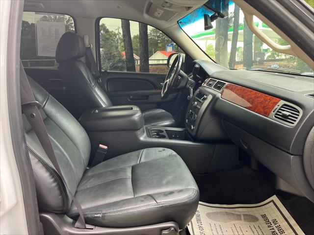 2012 GMC Yukon XL SLE