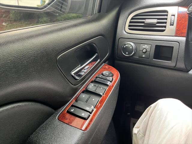 2012 GMC Yukon XL SLE