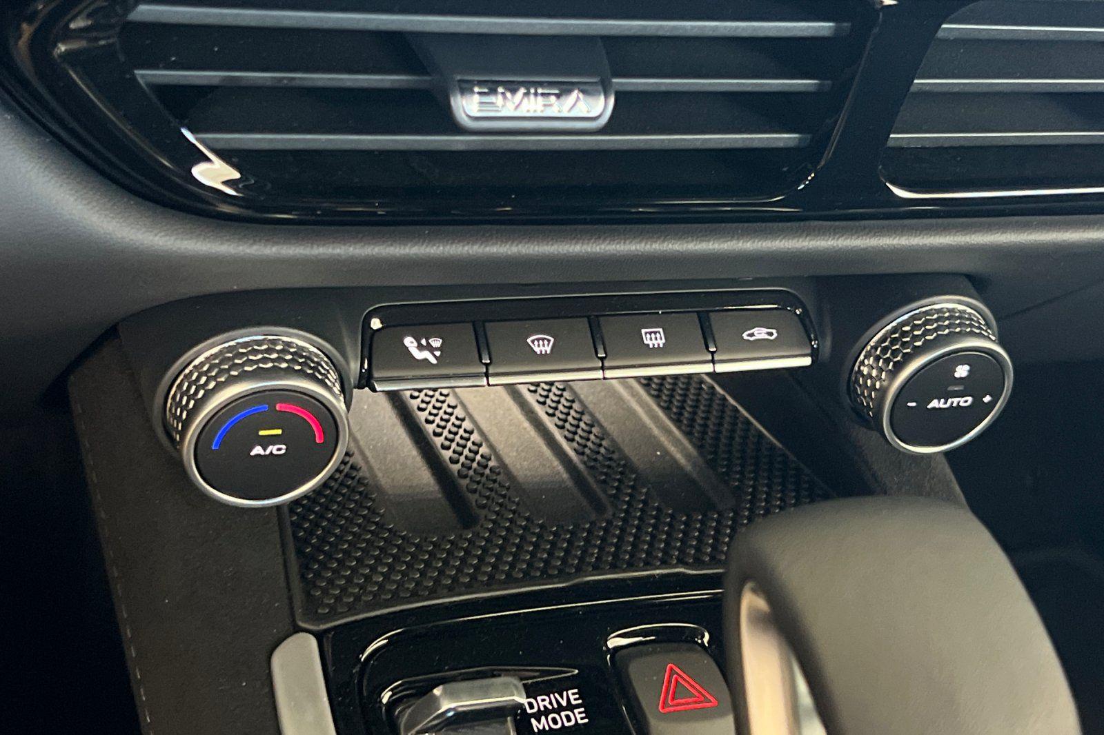 2024 Lotus Emira First Edition - Photo 19