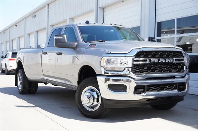 2024 RAM Ram 3500 RAM 3500 TRADESMAN CREW CAB 4X4 8 BOX