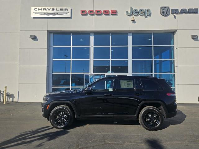 2025 Jeep Grand Cherokee GRAND CHEROKEE ALTITUDE 4X4
