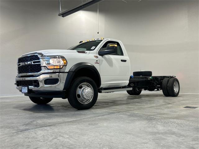 2024 RAM Ram 5500 Chassis Cab RAM 5500 TRADESMAN CHASSIS REGULAR CAB 4X4 120 CA