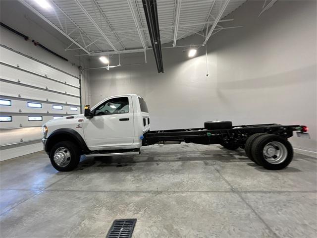 2024 RAM Ram 5500 Chassis Cab RAM 5500 TRADESMAN CHASSIS REGULAR CAB 4X4 120 CA