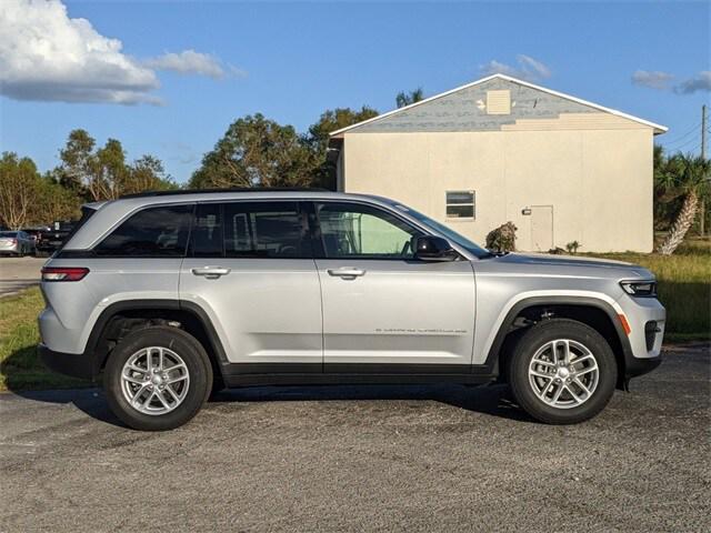 2025 Jeep Grand Cherokee GRAND CHEROKEE LAREDO X 4X2