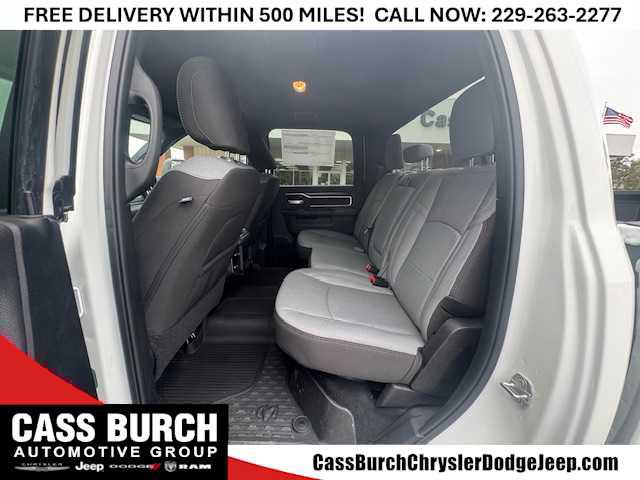 2024 Ram 3500 Big Horn Crew Cab 4x4 8' Box