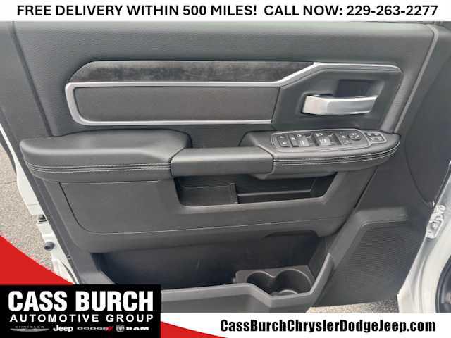 2024 Ram 3500 Big Horn Crew Cab 4x4 8' Box