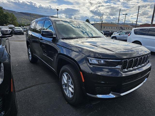 2025 Jeep Grand Cherokee GRAND CHEROKEE L LAREDO X 4X4