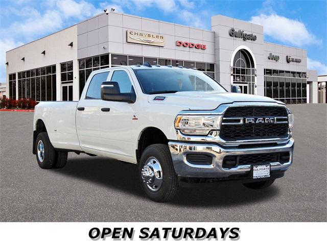 2024 RAM Ram 3500 RAM 3500 TRADESMAN CREW CAB 4X4 8 BOX