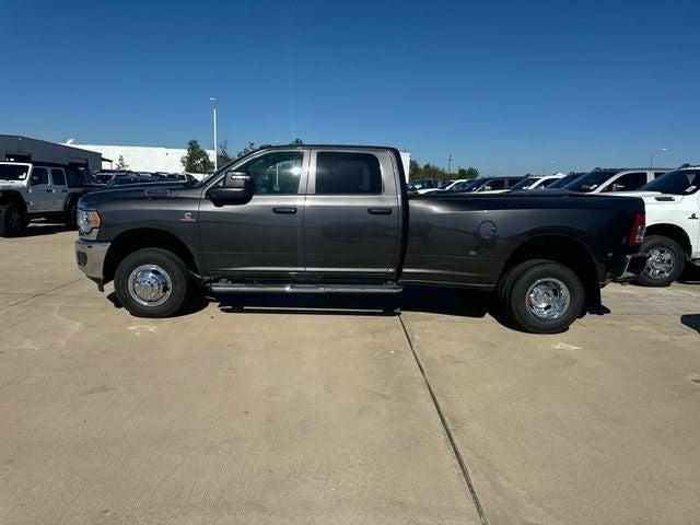 2024 RAM Ram 3500 RAM 3500 TRADESMAN CREW CAB 4X4 8 BOX