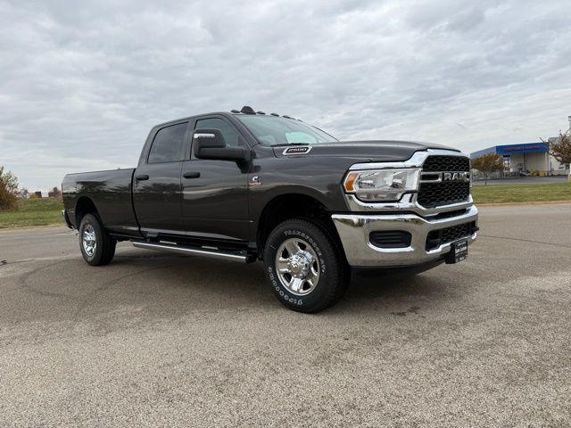 2024 RAM Ram 2500 RAM 2500 TRADESMAN CREW CAB 4X4 8 BOX