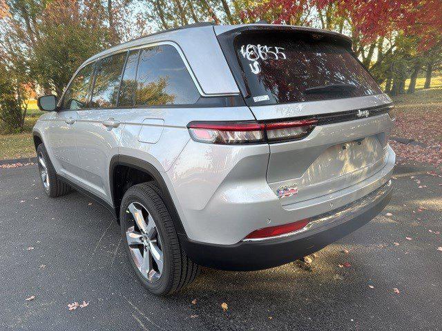 2025 Jeep Grand Cherokee GRAND CHEROKEE LIMITED 4X4