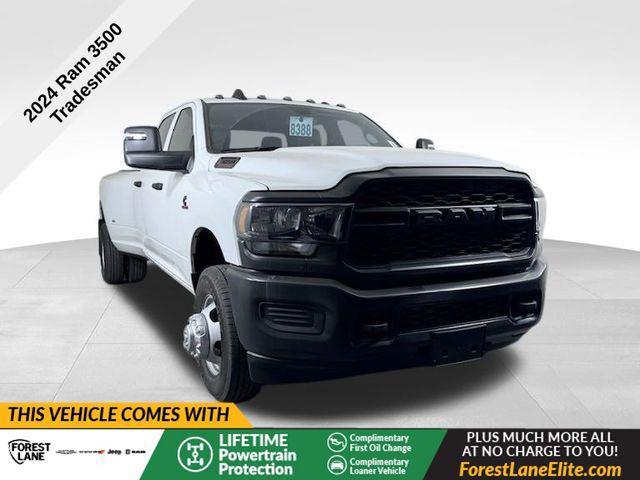 2024 RAM Ram 3500 RAM 3500 TRADESMAN CREW CAB 4X4 8 BOX