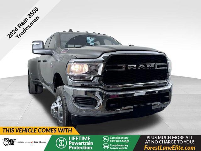 2024 RAM Ram 3500 RAM 3500 TRADESMAN CREW CAB 4X4 8 BOX