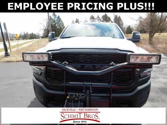 2024 RAM Ram 3500 RAM 3500 TRADESMAN REGULAR CAB 4X4 8 BOX