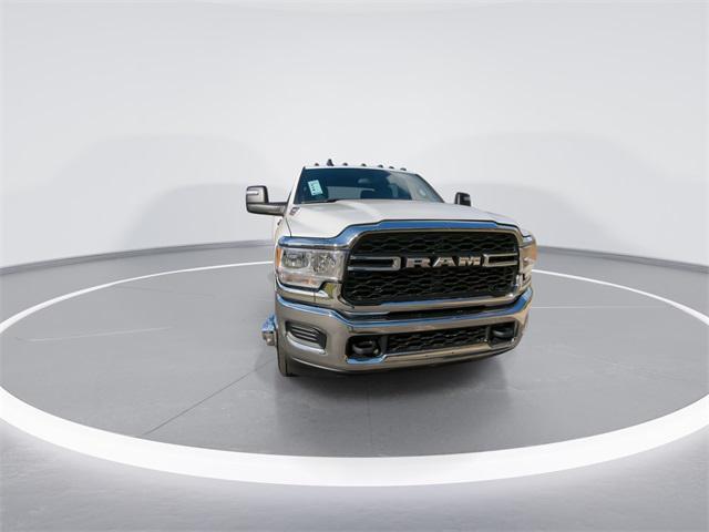 2024 RAM Ram 3500 RAM 3500 TRADESMAN CREW CAB 4X4 8 BOX