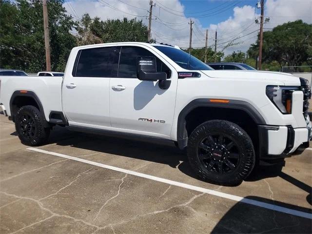 2024 GMC Sierra 2500HD 4WD Crew Cab Standard Bed AT4