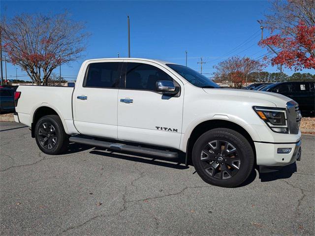 2023 Nissan TITAN Crew Cab Platinum Reserve 4x4