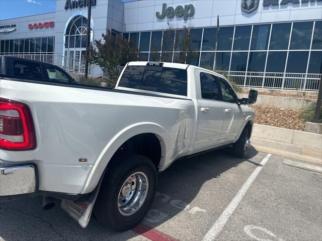 2019 RAM 3500 Limited Crew Cab 4x4 8 Box