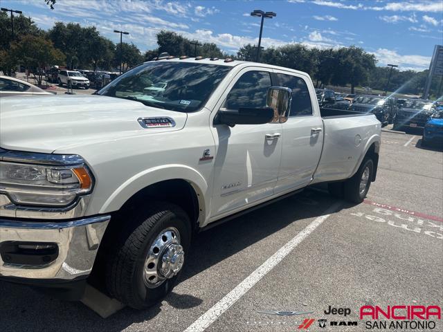 2019 RAM 3500 Limited Crew Cab 4x4 8 Box