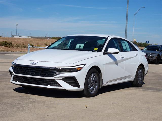 2024 Hyundai Elantra Hybrid Blue