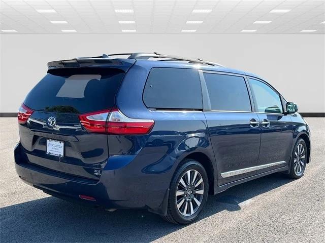 2019 Toyota Sienna XLE Premium 7 Passenger