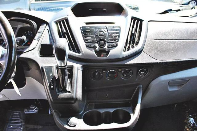 2017 Ford Transit XLT