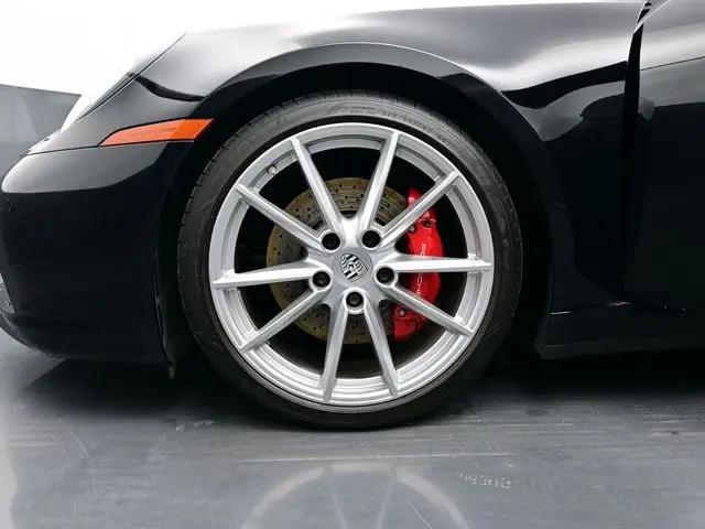 2022 Porsche 911 Carrera S Cabriolet