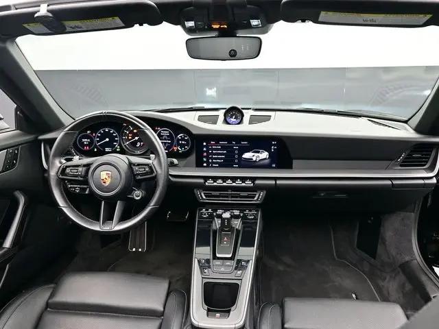 2022 Porsche 911 Carrera S Cabriolet