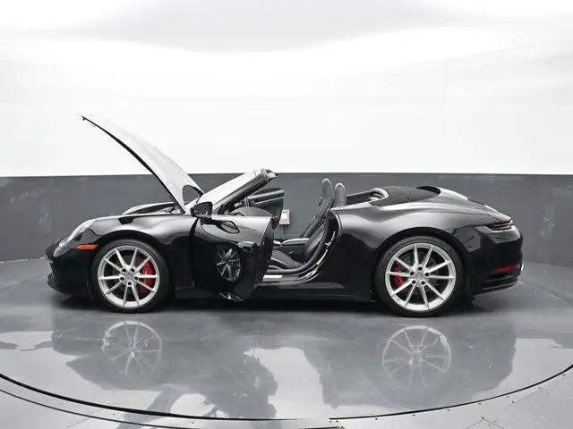 2022 Porsche 911 Carrera S Cabriolet