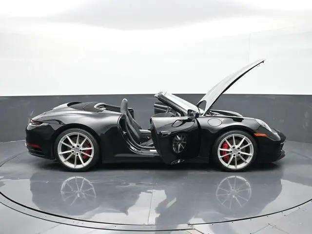 2022 Porsche 911 Carrera S Cabriolet